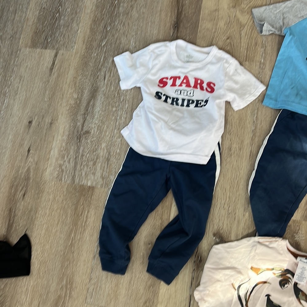 Toddler boy bundle - Picture 2 of 7